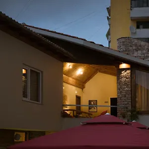  Albergue Mosaic
